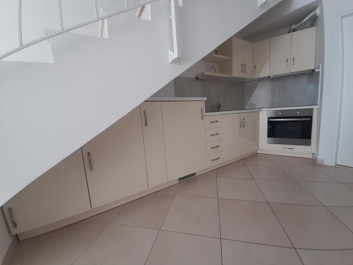 Kela Apartment 3 Sarandë Dış mekan fotoğraf